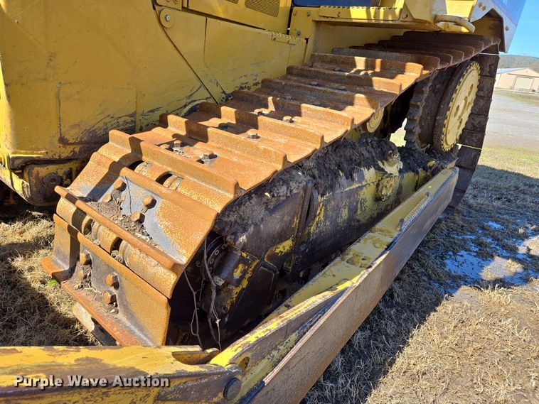 image for item EL5682 2006 Caterpillar D6R XL Series III dozer