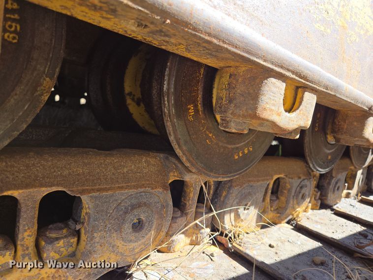 image for item EL5682 2006 Caterpillar D6R XL Series III dozer