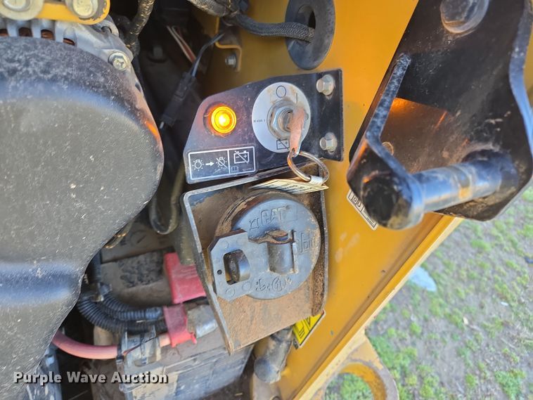 image for item EL5686 2020 Caterpillar 299D3 XE forestry tracked skid steer loader