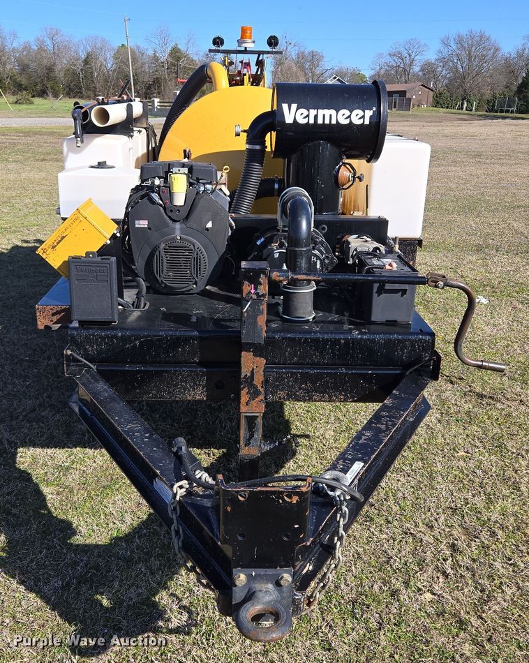 image for item EL5689 2021 Vermeer CV 573 SGT vacuum excavator