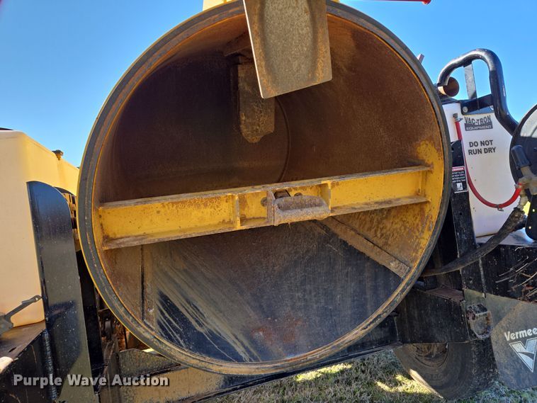 image for item EL5689 2021 Vermeer CV 573 SGT vacuum excavator