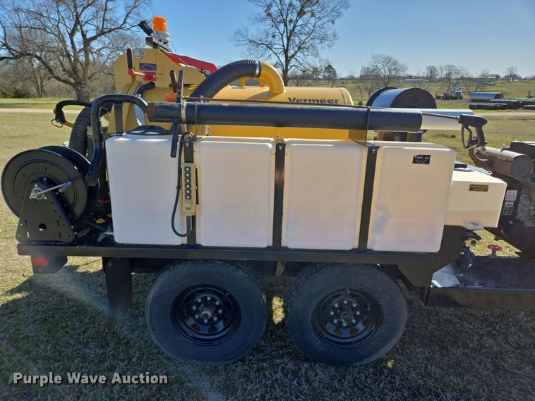 image for item EL5689 2021 Vermeer CV 573 SGT vacuum excavator