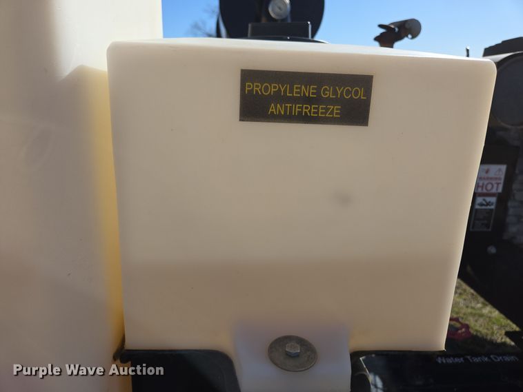 image for item EL5689 2021 Vermeer CV 573 SGT vacuum excavator