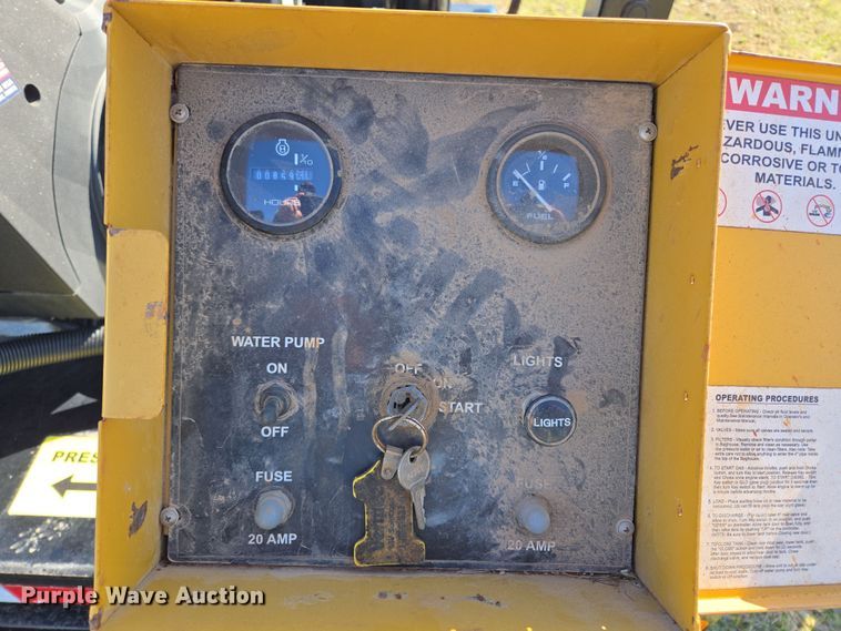 image for item EL5689 2021 Vermeer CV 573 SGT vacuum excavator