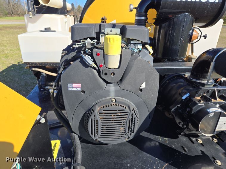 image for item EL5689 2021 Vermeer CV 573 SGT vacuum excavator