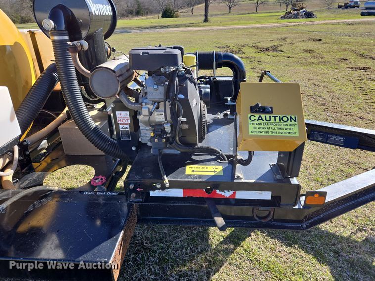 image for item EL5689 2021 Vermeer CV 573 SGT vacuum excavator