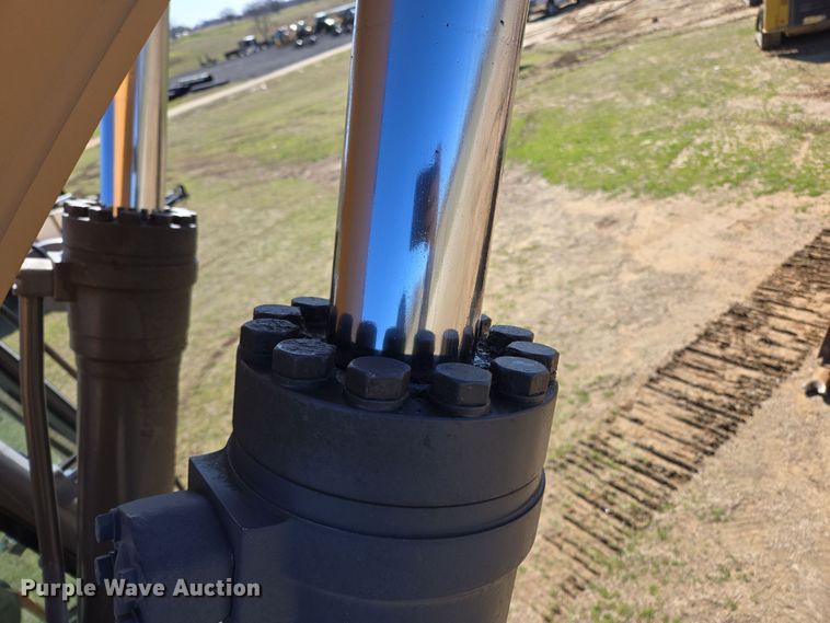 image for item EL5691 2012 Case CX350C excavator