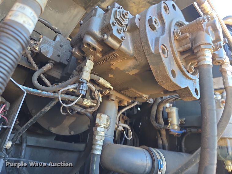 image for item EL5691 2012 Case CX350C excavator