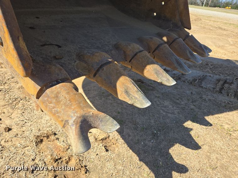 image for item EL5691 2012 Case CX350C excavator