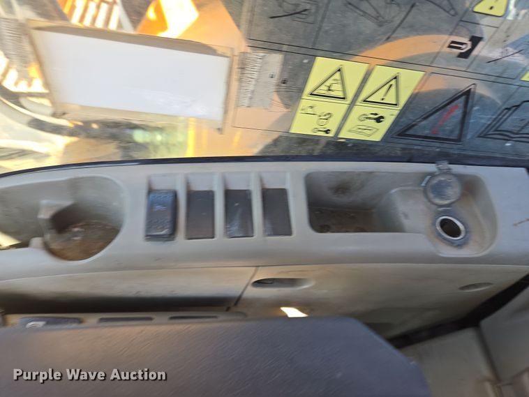 image for item EL5691 2012 Case CX350C excavator