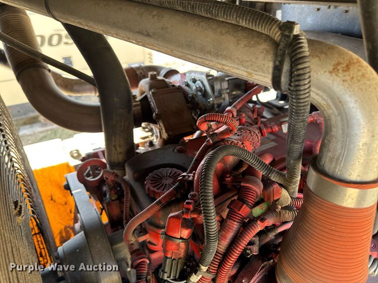 image for item EM3577 2016 Doosan P425 HP375 air compressor