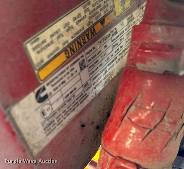 image for item EM3577 2016 Doosan P425 HP375 air compressor