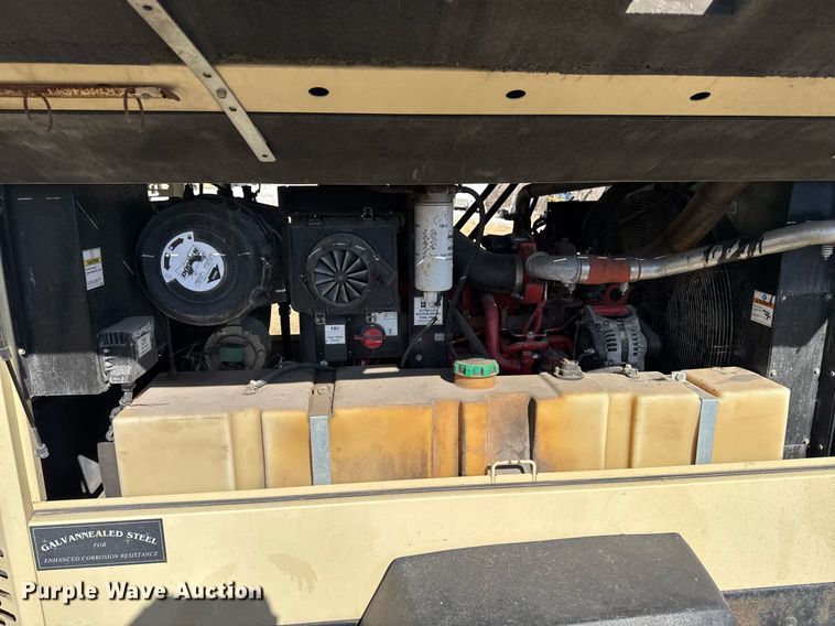 image for item EM3577 2016 Doosan P425 HP375 air compressor