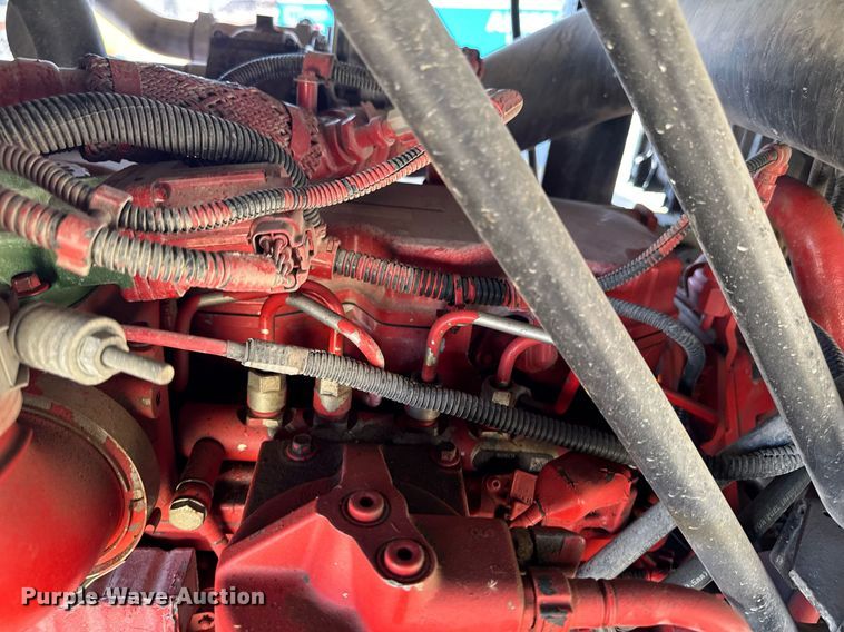 image for item EM3578 2014 Doosan P425 HP375 air compressor