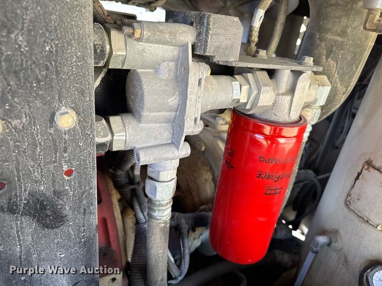 image for item EM3578 2014 Doosan P425 HP375 air compressor