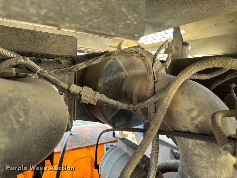 image for item EM3578 2014 Doosan P425 HP375 air compressor