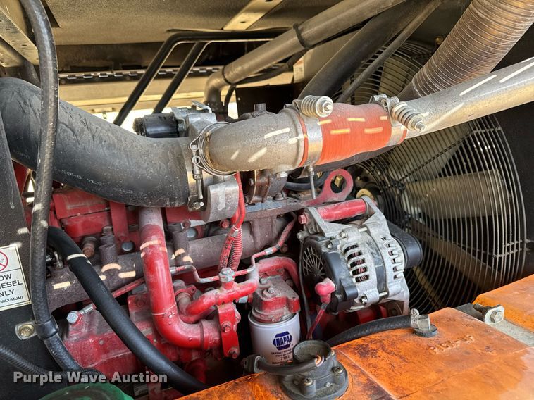 image for item EM3578 2014 Doosan P425 HP375 air compressor