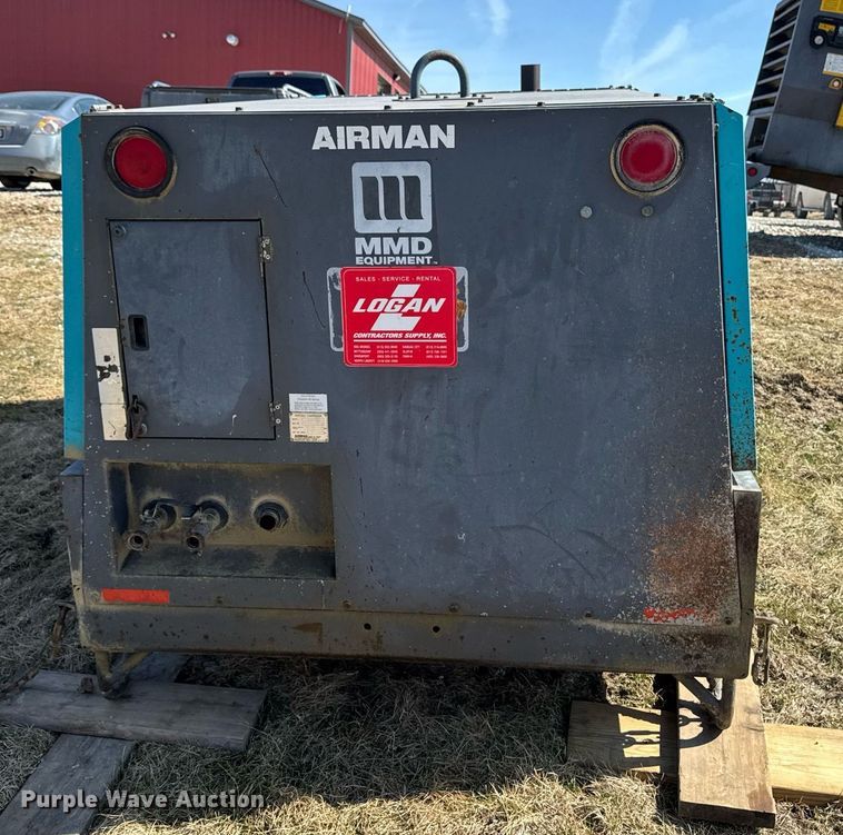 image for item EM3579 Airman PDS400S air compressor