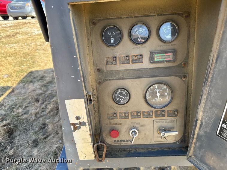 image for item EM3579 Airman PDS400S air compressor