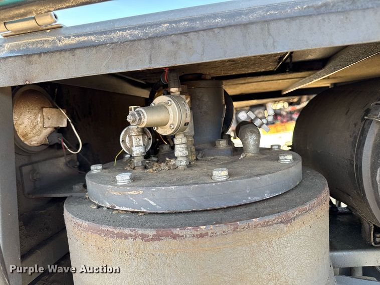 image for item EM3579 Airman PDS400S air compressor