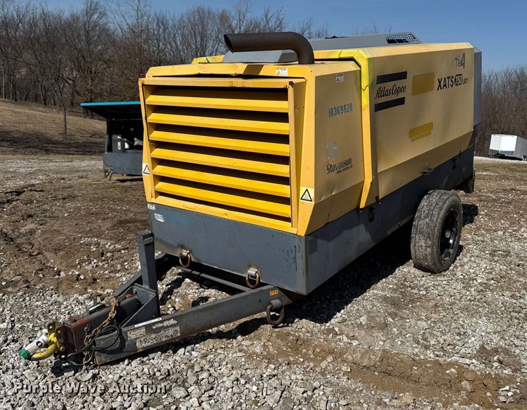 image for item EM3580 2014 Atlas Copco XATS750 JD7 air compressor