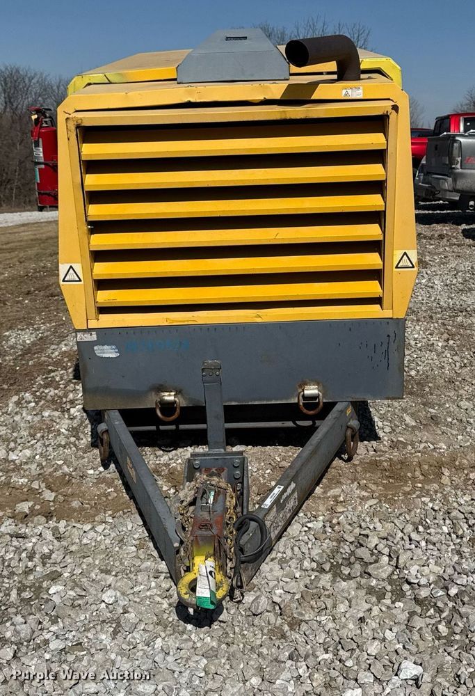 image for item EM3580 2014 Atlas Copco XATS750 JD7 air compressor