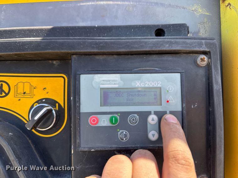 image for item EM3580 2014 Atlas Copco XATS750 JD7 air compressor