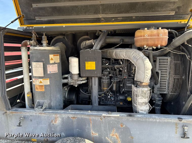 image for item EM3580 2014 Atlas Copco XATS750 JD7 air compressor