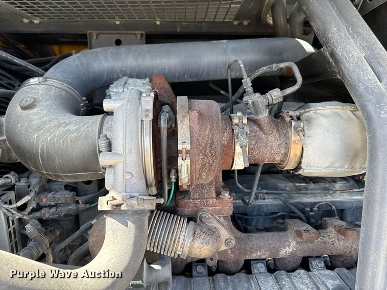 image for item EM3580 2014 Atlas Copco XATS750 JD7 air compressor