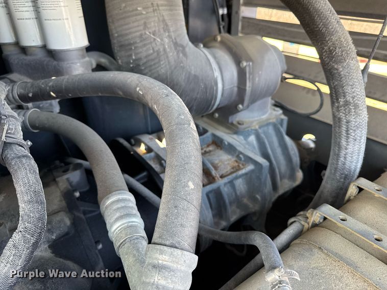 image for item EM3580 2014 Atlas Copco XATS750 JD7 air compressor