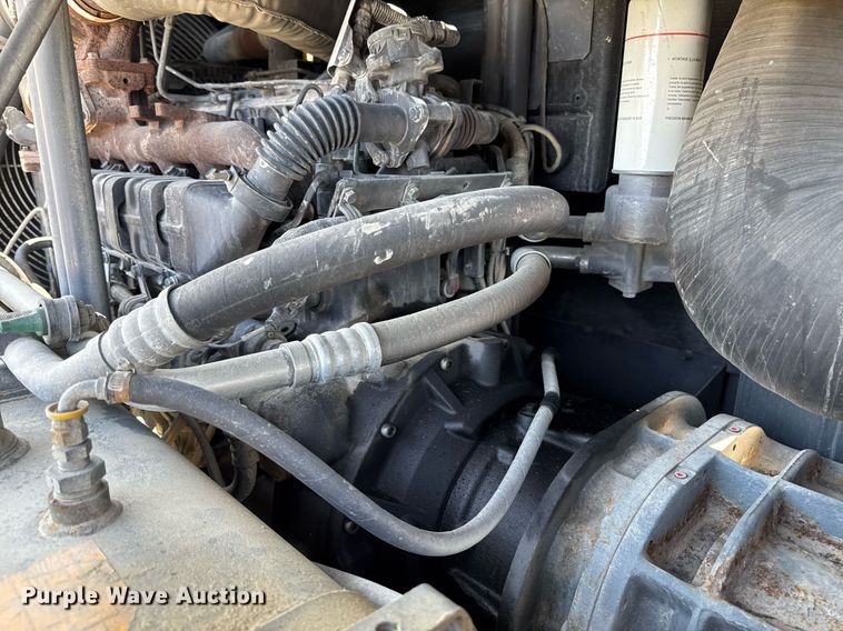 image for item EM3580 2014 Atlas Copco XATS750 JD7 air compressor