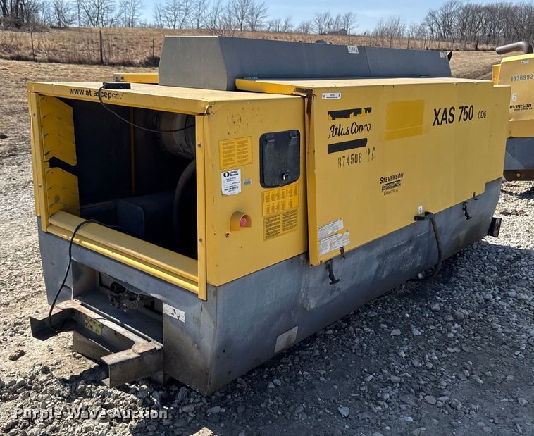 image for item EM3581 2011 Atlas Copco XAS750 CD6 air compressor