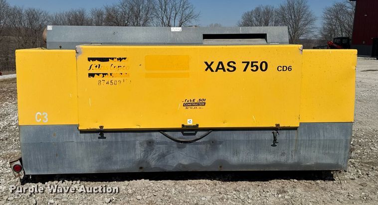 image for item EM3581 2011 Atlas Copco XAS750 CD6 air compressor