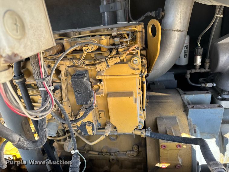 image for item EM3581 2011 Atlas Copco XAS750 CD6 air compressor