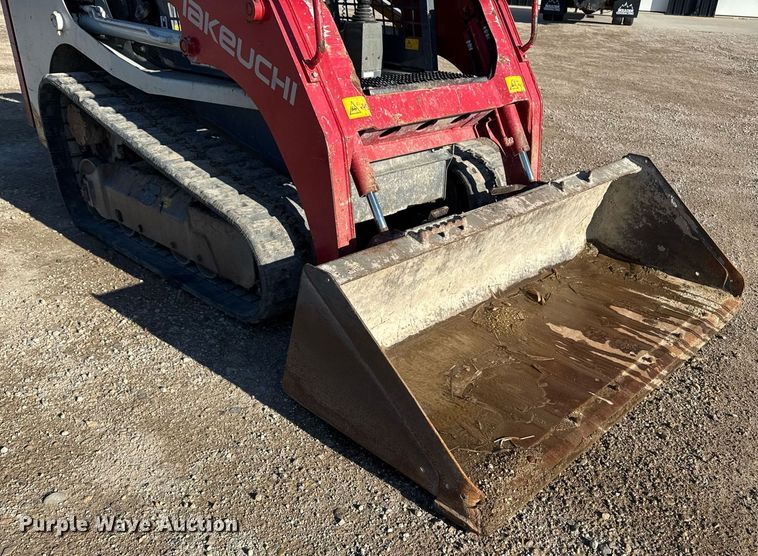 image for item EM3590 2018 Takeuchi TL8 tracked skid steer loader