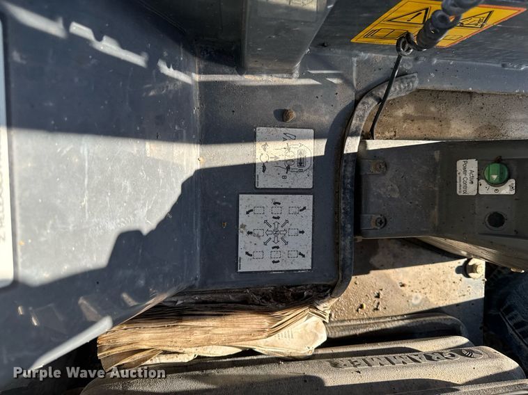 image for item EM3590 2018 Takeuchi TL8 tracked skid steer loader