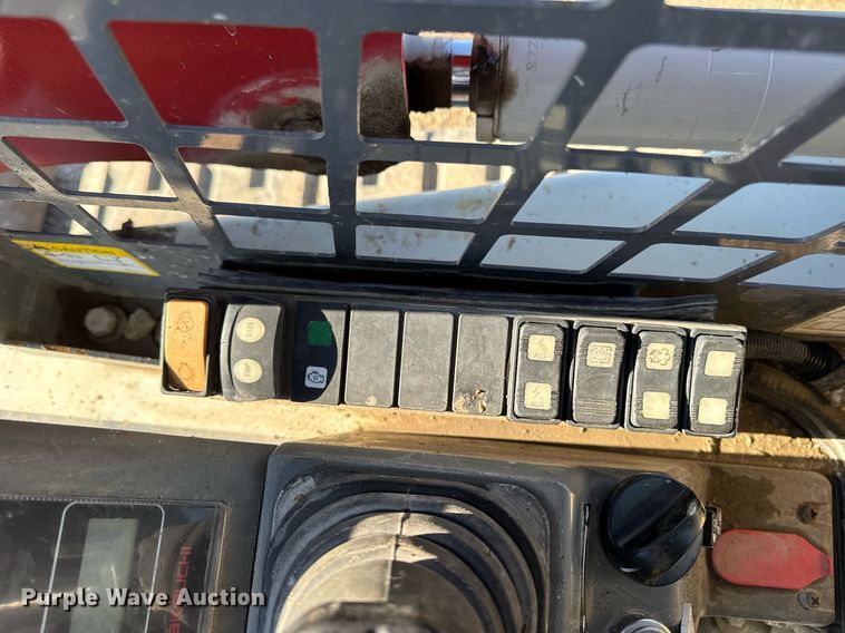 image for item EM3590 2018 Takeuchi TL8 tracked skid steer loader