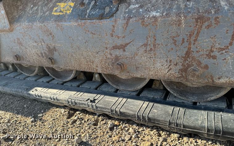 image for item EM3590 2018 Takeuchi TL8 tracked skid steer loader