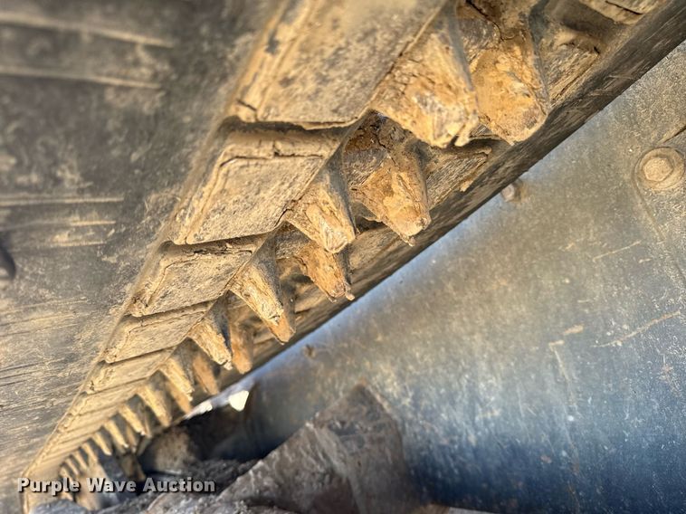 image for item EM3590 2018 Takeuchi TL8 tracked skid steer loader