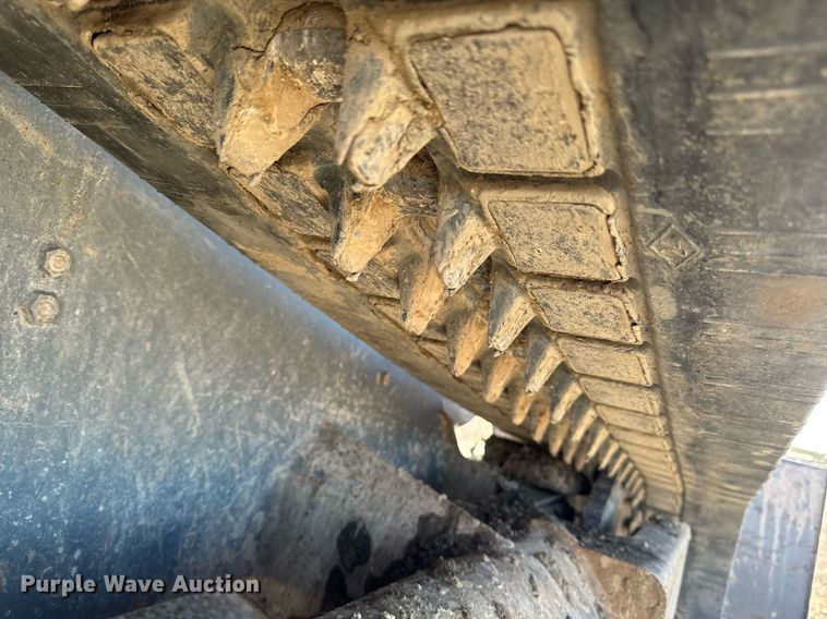 image for item EM3590 2018 Takeuchi TL8 tracked skid steer loader