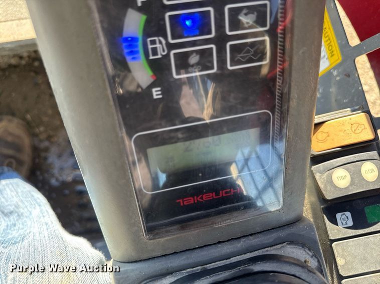 image for item EM3590 2018 Takeuchi TL8 tracked skid steer loader