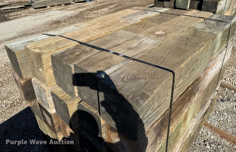 image for item EM3592 Approximately 125 bridge post