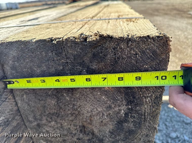 image for item EM3592 Approximately 125 bridge post