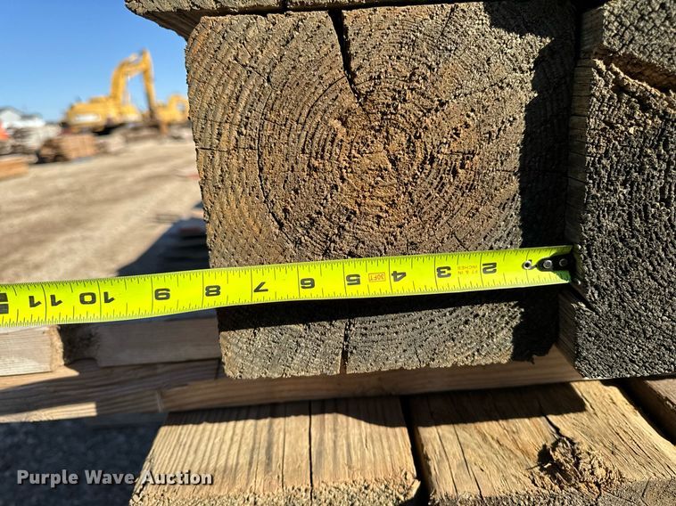 image for item EM3592 Approximately 125 bridge post