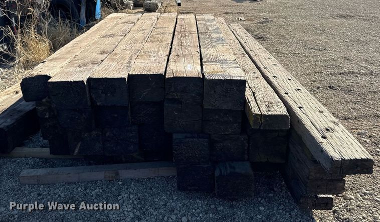 image for item EM3593 Approximately 35 bridge posts