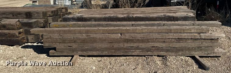 image for item EM3593 Approximately 35 bridge posts