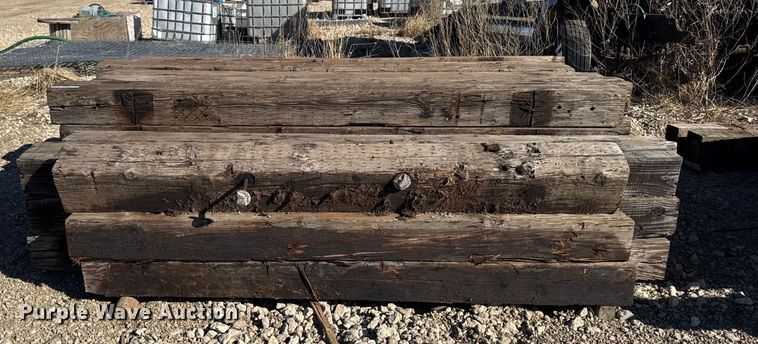 image for item EM3593 Approximately 35 bridge posts