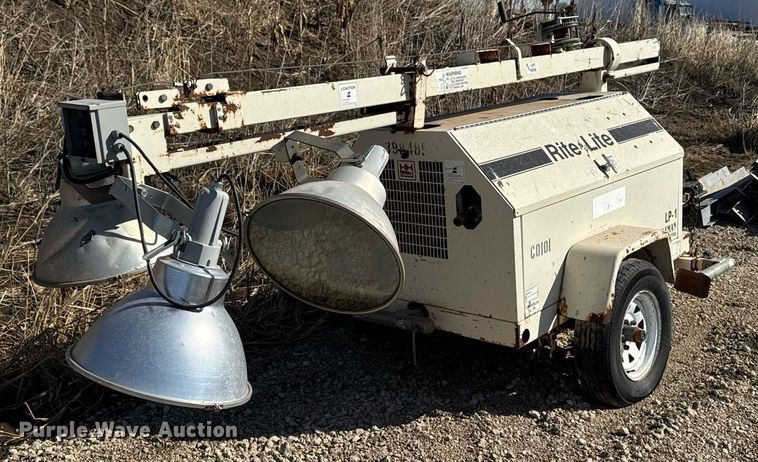 image for item EM3596 Terex MH4000RL light plant