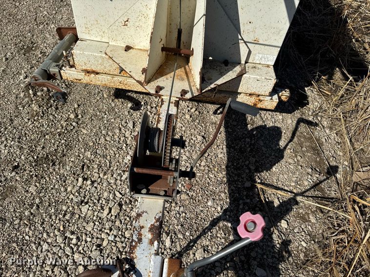 image for item EM3596 Terex MH4000RL light plant