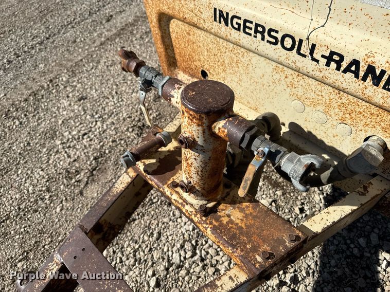 image for item EM3597 Ingersoll-Rand 185 air compressor